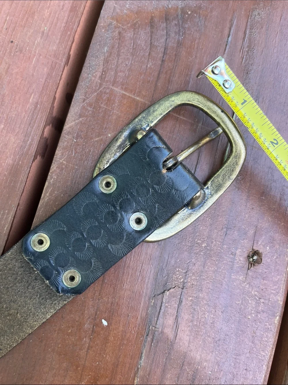 Black Embossed Leather Belt Brass Buckle vintage 70s